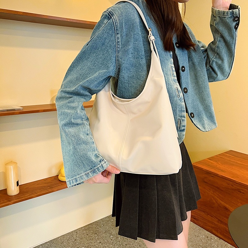 Soft Faux Leather Shoulder Hob - Leatherwork Workshop review and price
